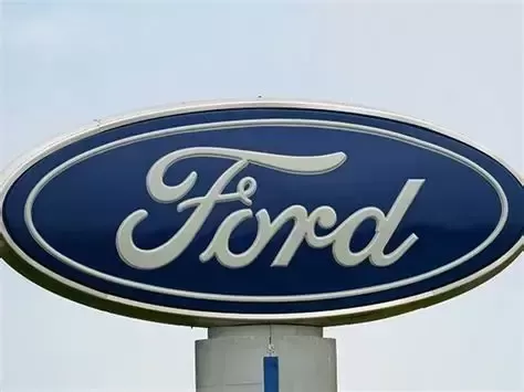 Ford Pivots: Cuts EV Investment, Boosts Hybrid Focus